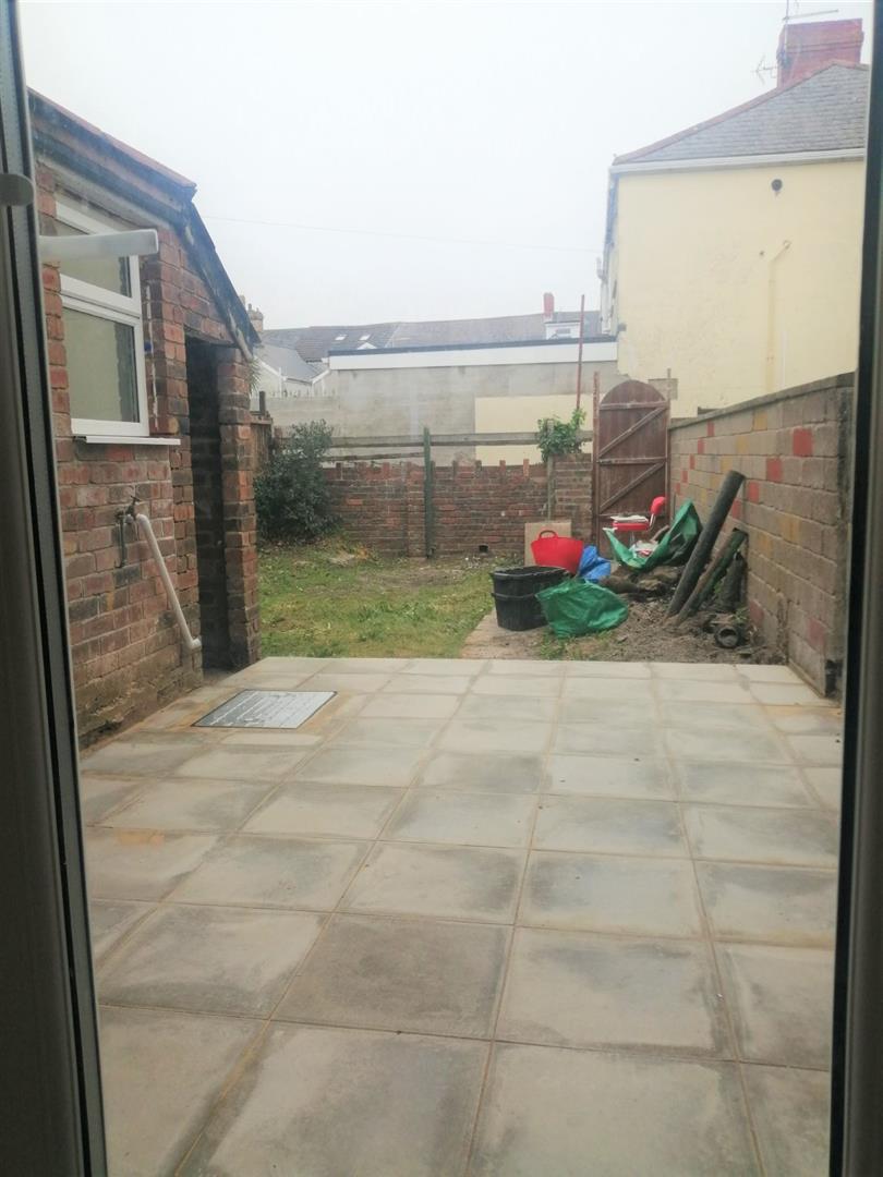 Wellfield Avenue, Porthcawl, Bridgend County Borough CF36 5TP